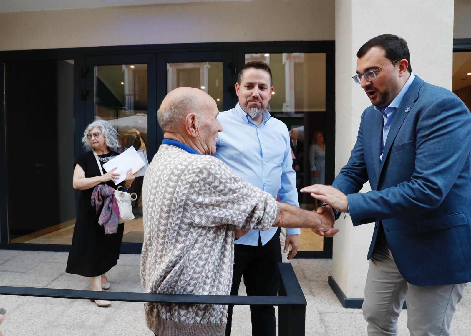 La inauguración del Centro Cultural de Grado, en imágenes