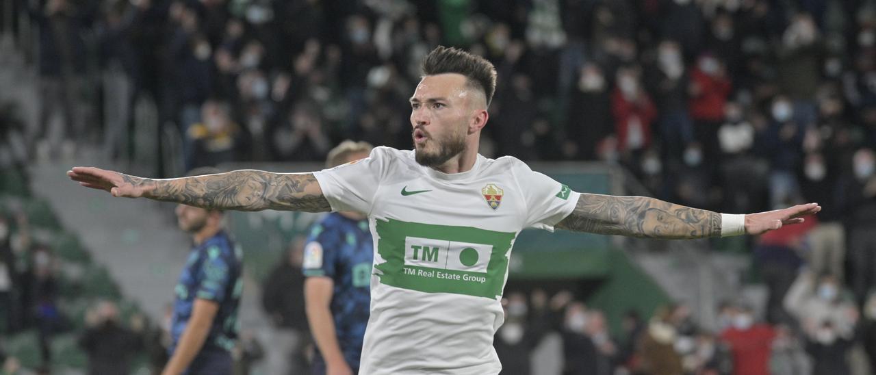 Josan celebra su gol frente al Cádiz, que significaba el 3-1 y la sentencia