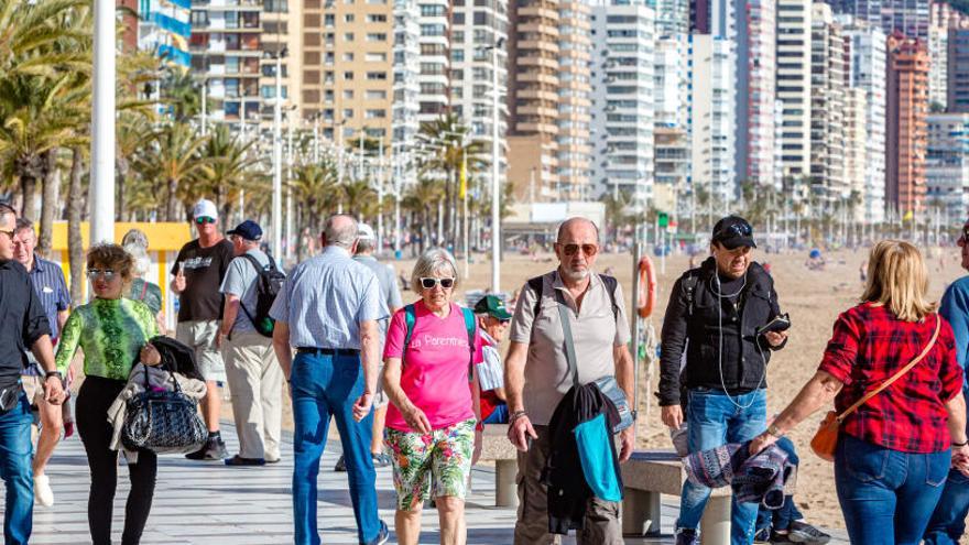 La Costa Blanca aglutina el 57% de la actividad turística de la Comunidad