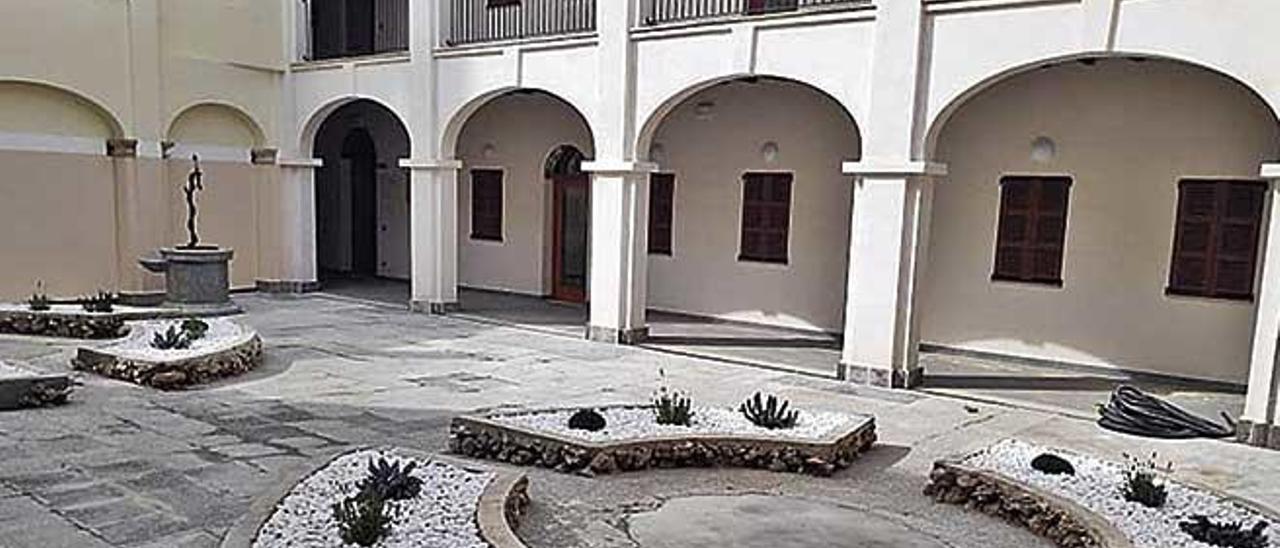 Vista del patio del nuevo Hospici de Felanitx.