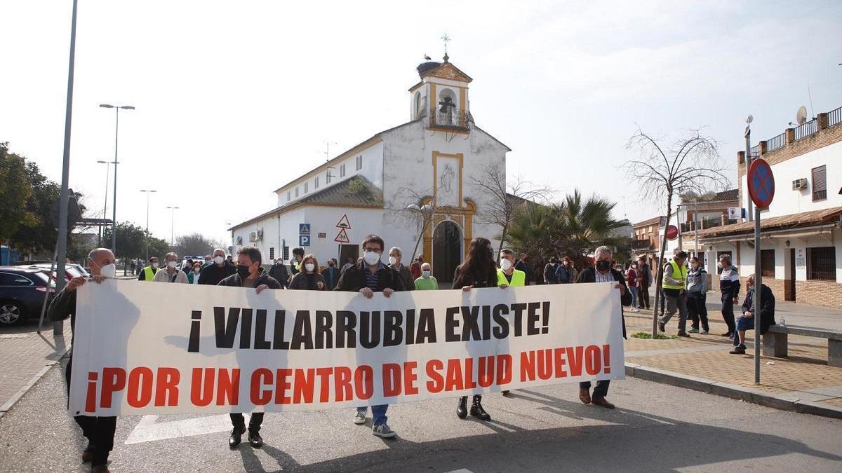 Manifestación en Villarrubia en demanda de un nuevo centro de salud