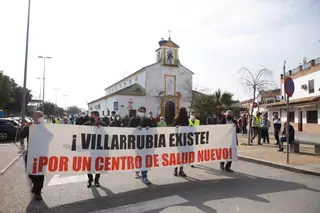Manifestación en Villarrubia en demanda de un nuevo centro de salud