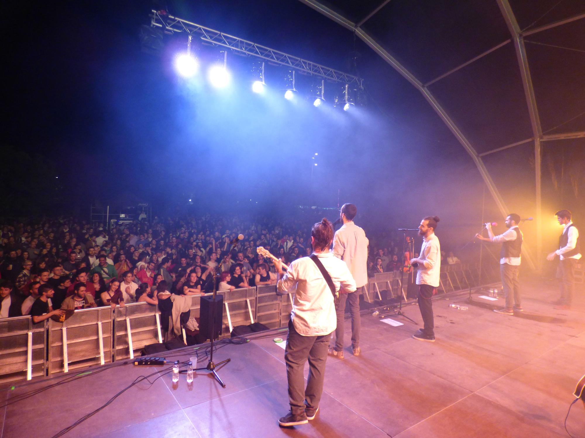 Més música i més festa en la tercera nit del Rampell