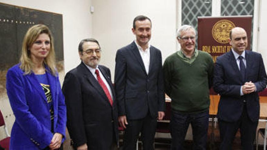 A. Marco, V. Cebolla, C. González, J. Ribó y G. Echávarri, ayer antes del coloquio.