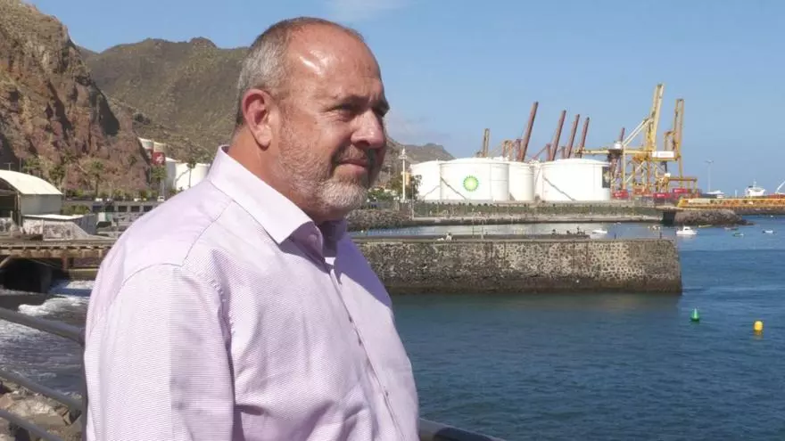Arriaga apuesta por un paseo peatonal y nuevas playas para el litoral de Santa Cruz