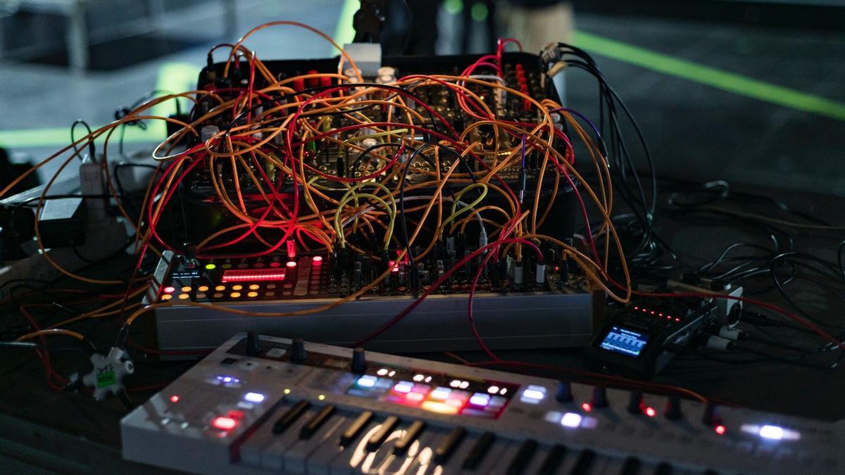 La música electrónica experimental es el eje de las residencias _EX