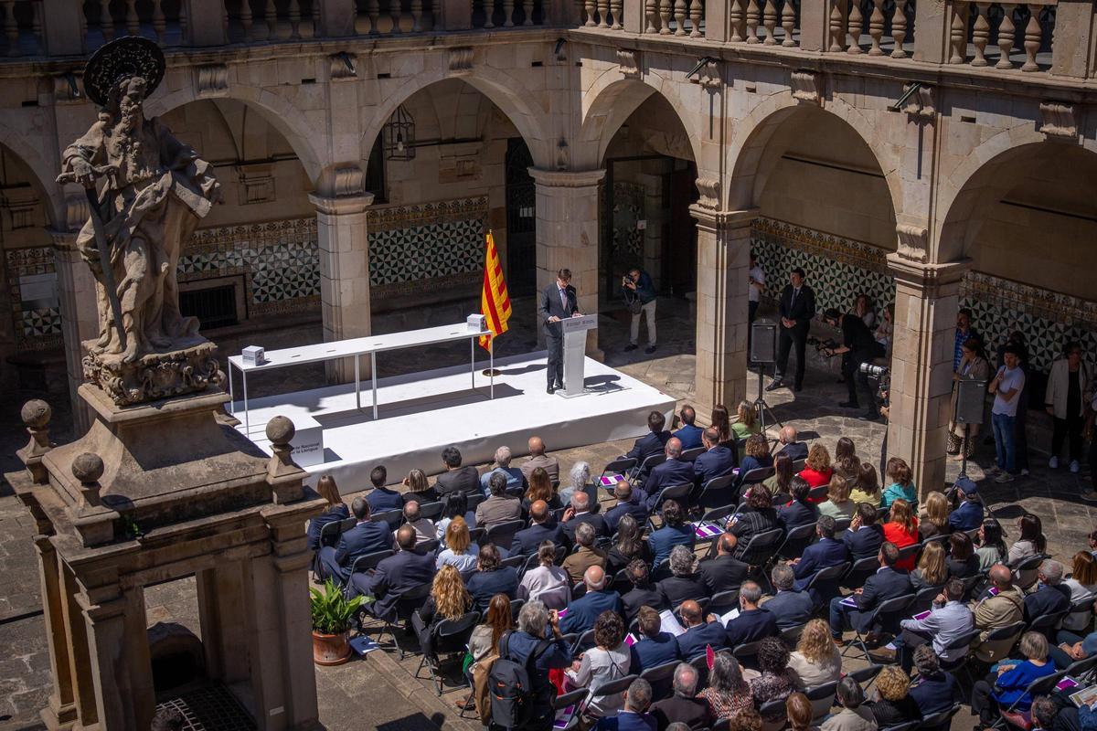 Acto de firma del Pacte Nacional per la Llengua