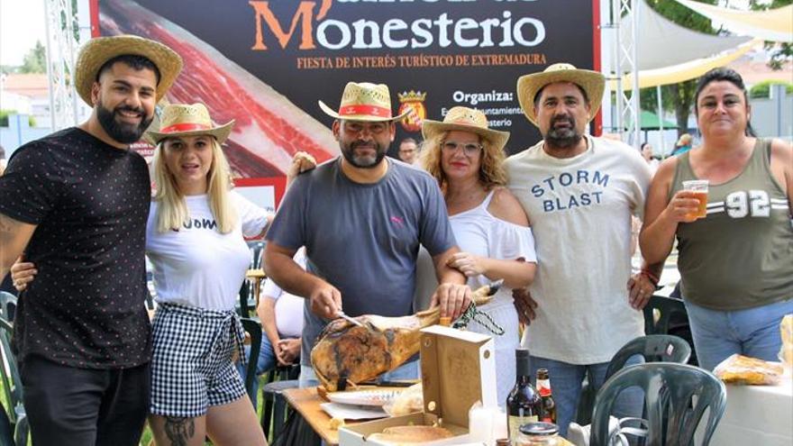 La Fiesta del Jamón reúne a unos 5.000 asistentes