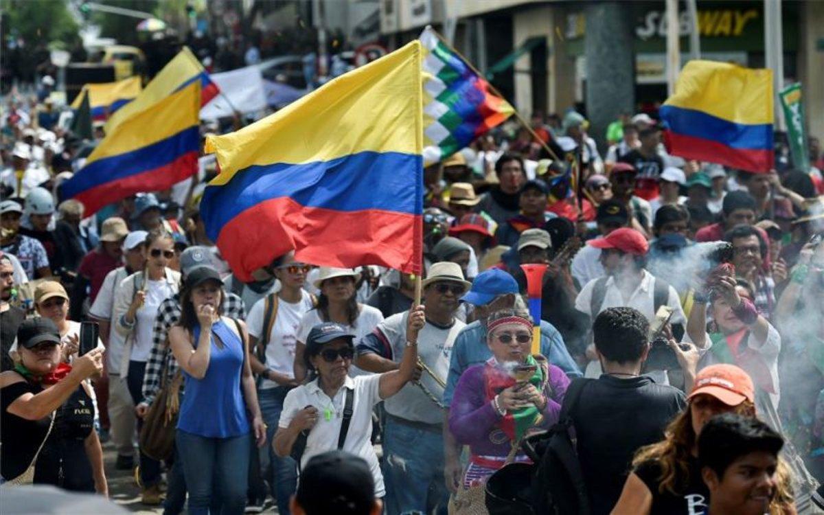 Protestas masivas en las calles de Colombia.