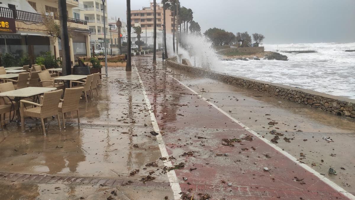 El tiempo en Mallorca: Rachas de 140 kilómetros por hora, temporal marítimo  y desplome de temperaturas