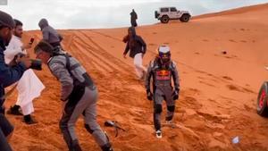 Así ha quedado el coche de Carlos Sainz tras su espectacular accidente en el Dakar