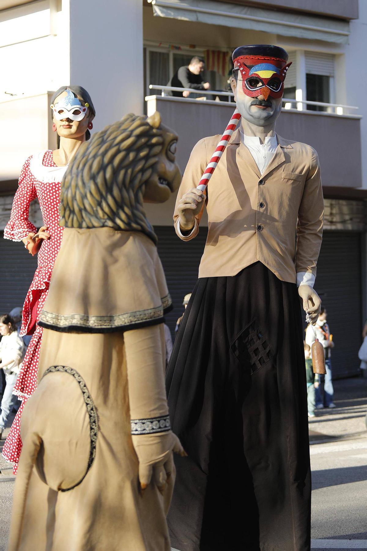 Imatges dels carnavals a barris de Girona