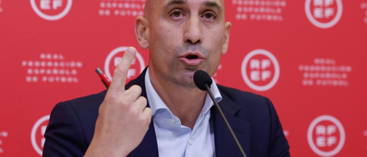 Rubiales: &quot;Tenemos un problema en nuestro país, lo primero es reconocerlo&quot;