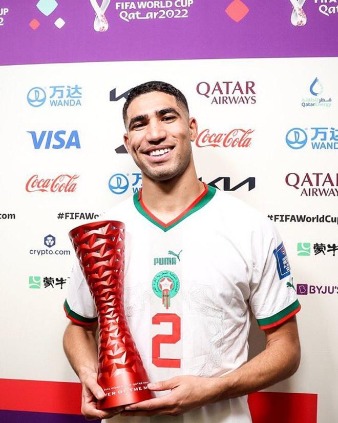 Achraf Hakimi, uno de los héroes de la Marruecos líder de grupo tras ganar a Canadá