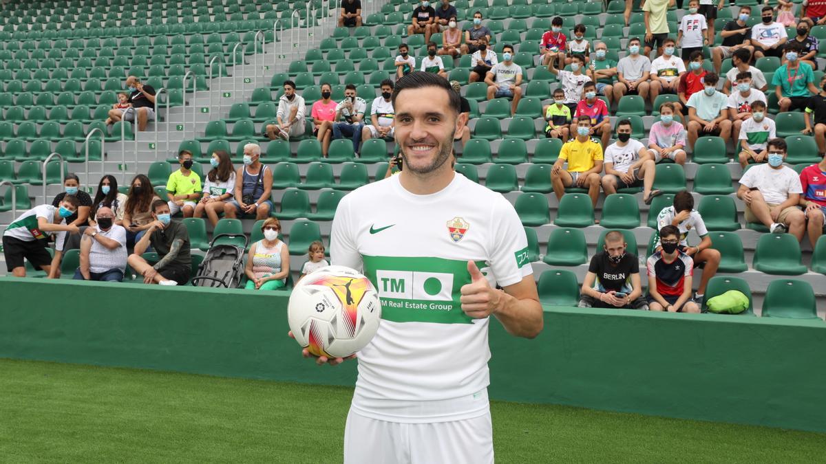 Lucas Pérez, la temporada pasada, el día de su presentación con el Elche