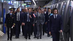 Macron, en París en la inauguración de la nueva línea de metro