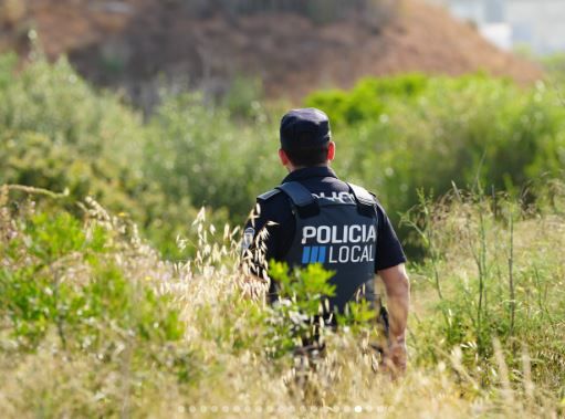 Galería: La Policía Local en el asentamiento de sa Joveria de Ibiza