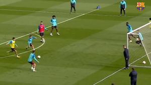 ¡De lateral a lateral! Esta fue la curiosa asistencia que le brindó Balde a Bellerín