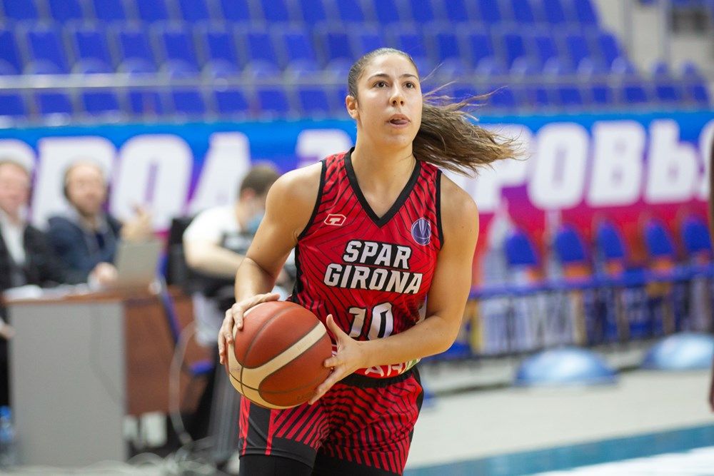 Clara derrota de l'Spar Girona en la visita a Kursk (92-75)