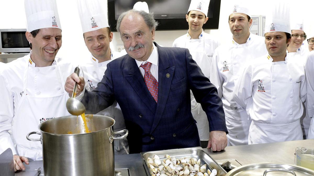 Fallece el cocinero Luis Irizar.