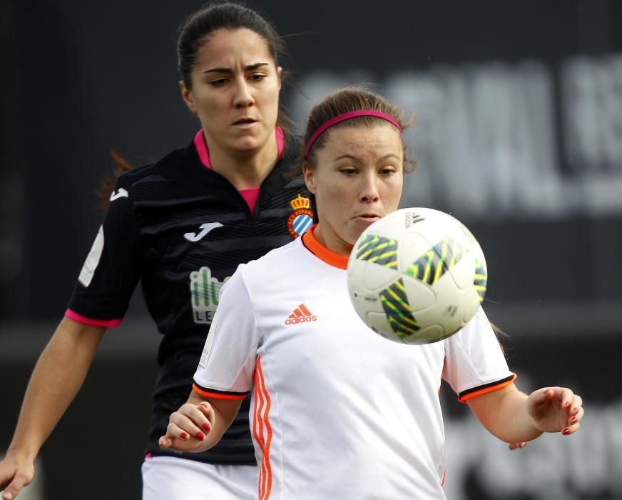 Valencia Femenino - Espanyol , las imágenes del partido