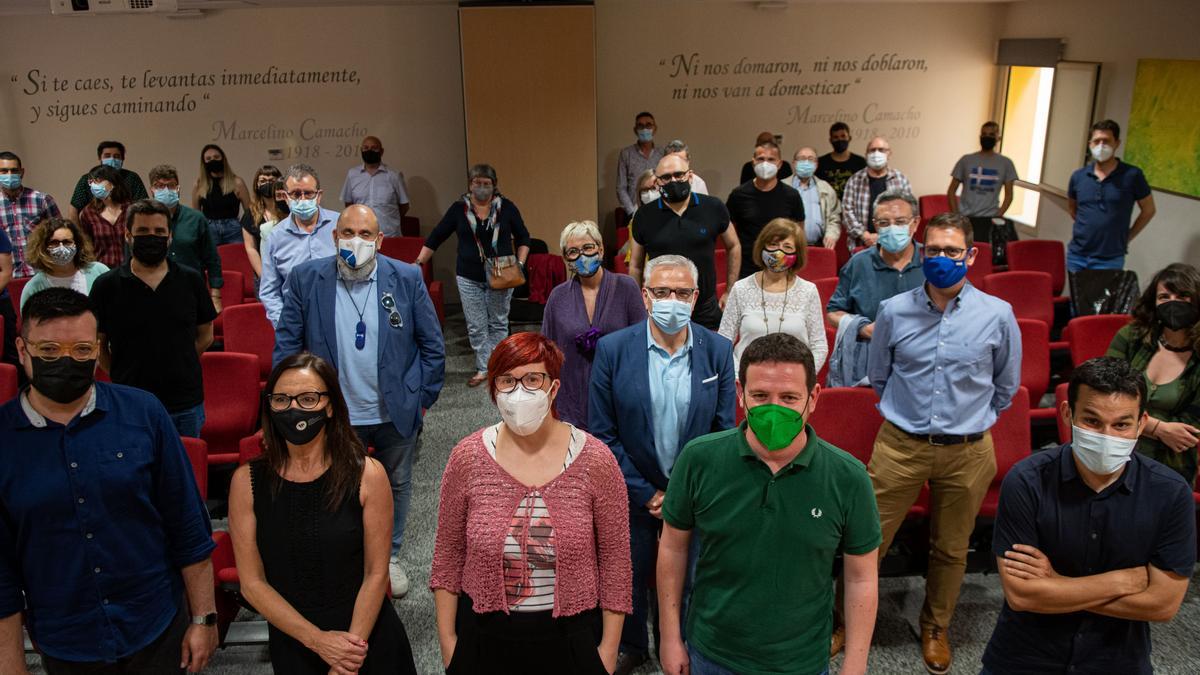 Àgueda Micó, en el centro, durante la presentación de su candidatura en Castelló.