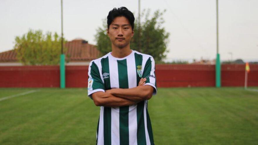 Seingyu Hwang, nou jugador del Peralada.