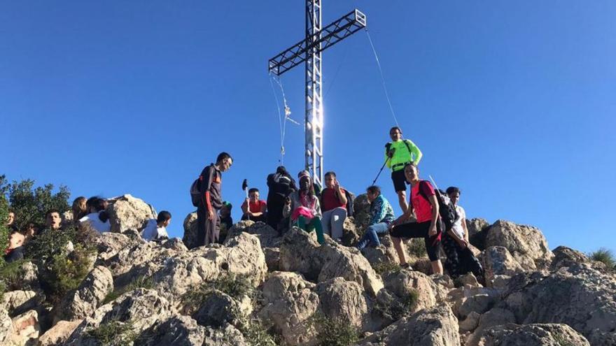 Alumnos del Tirant lo Blanc durante una excursión. | LEVANTE-EMV