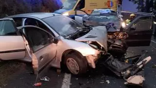 Dos heridos tras una colisión múltiple en Val do Dubra