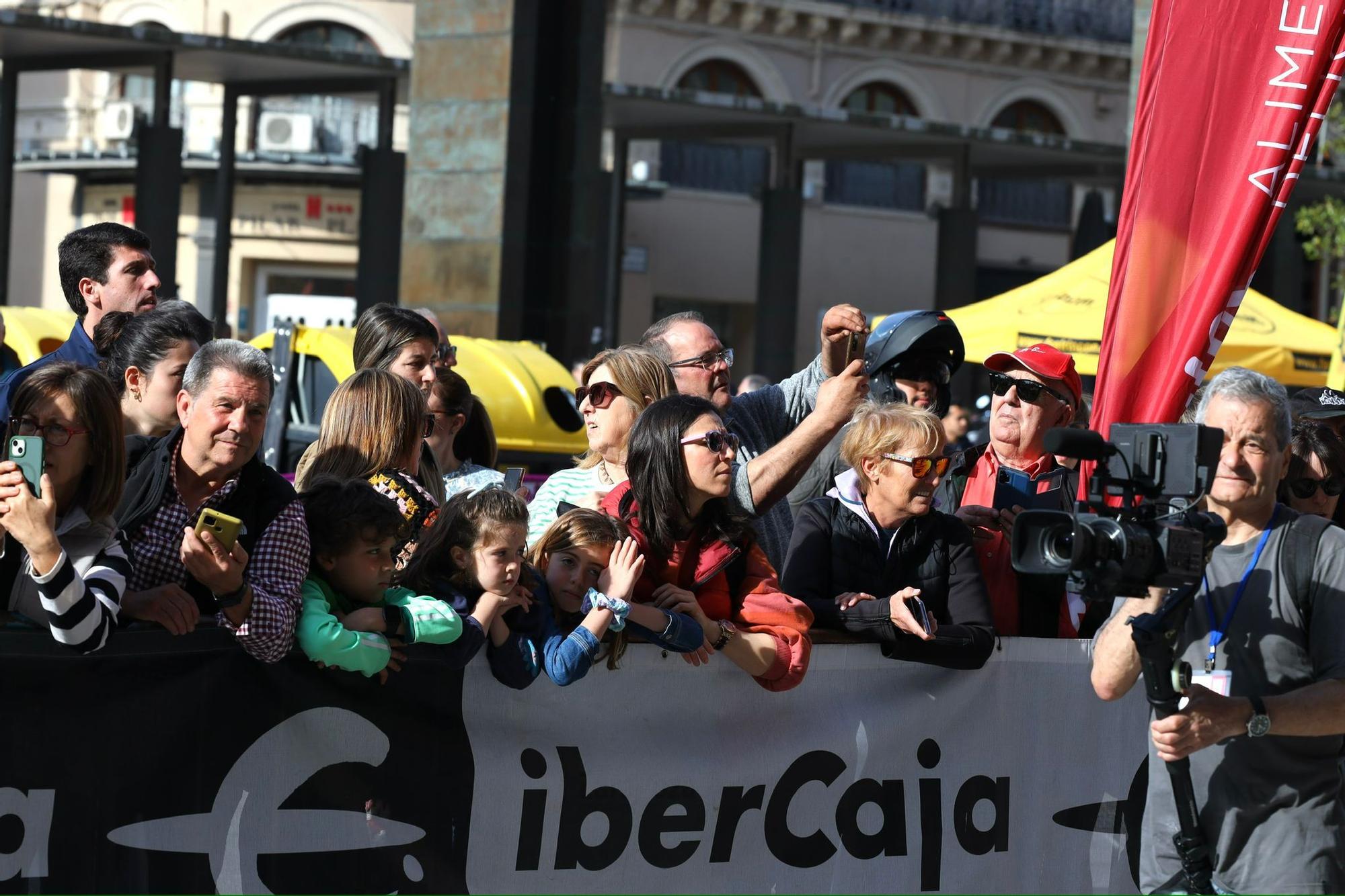 En imágenes | Búscate en el Medio Maratón de Zaragoza 2024