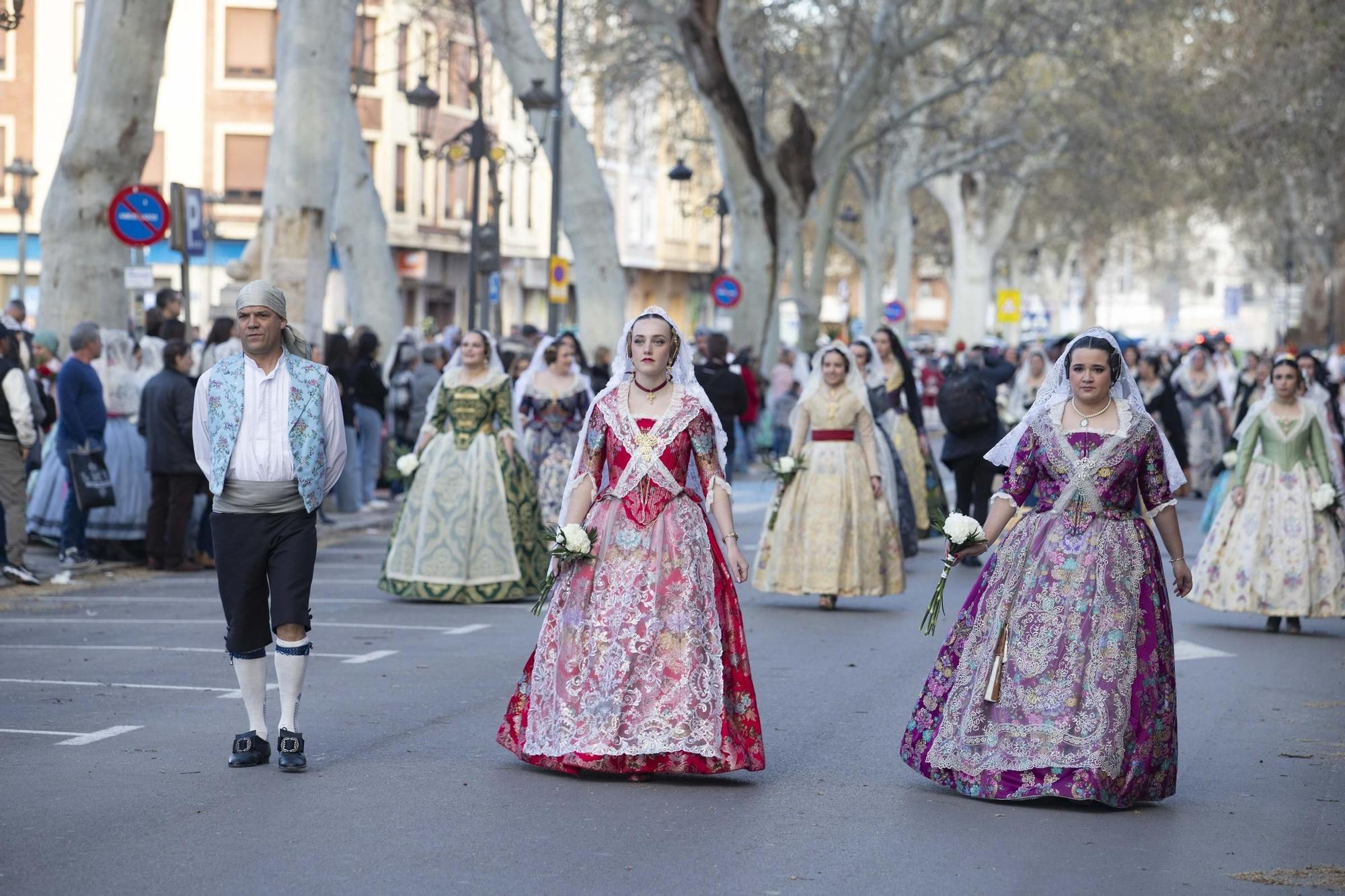 Búscate en la multitudinaria Ofrenda del sábado 22 de marzo en Xàtiva