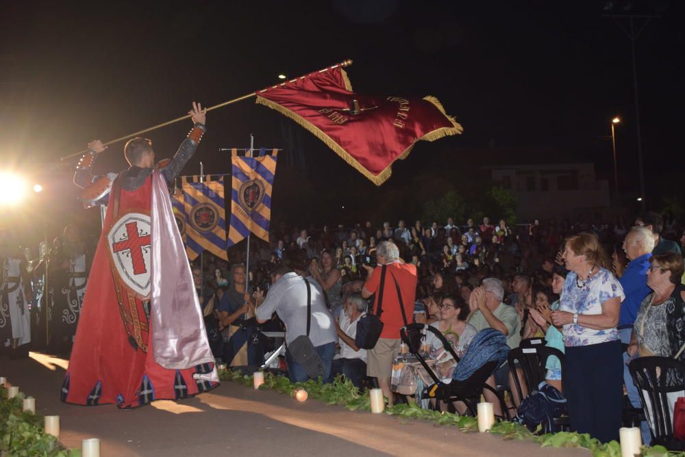 La Vila vibra en la presentación de cargos festeros.