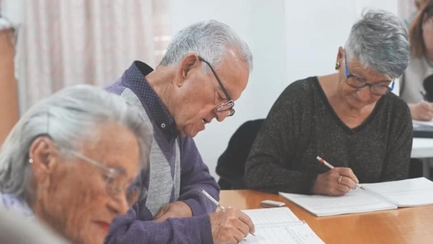 Personas mayores en Mallorca | Así han celebrado en el IMAS los 30 años de talleres de memoria