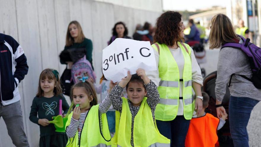 Protesta de las familias del colegio Parque Venecia