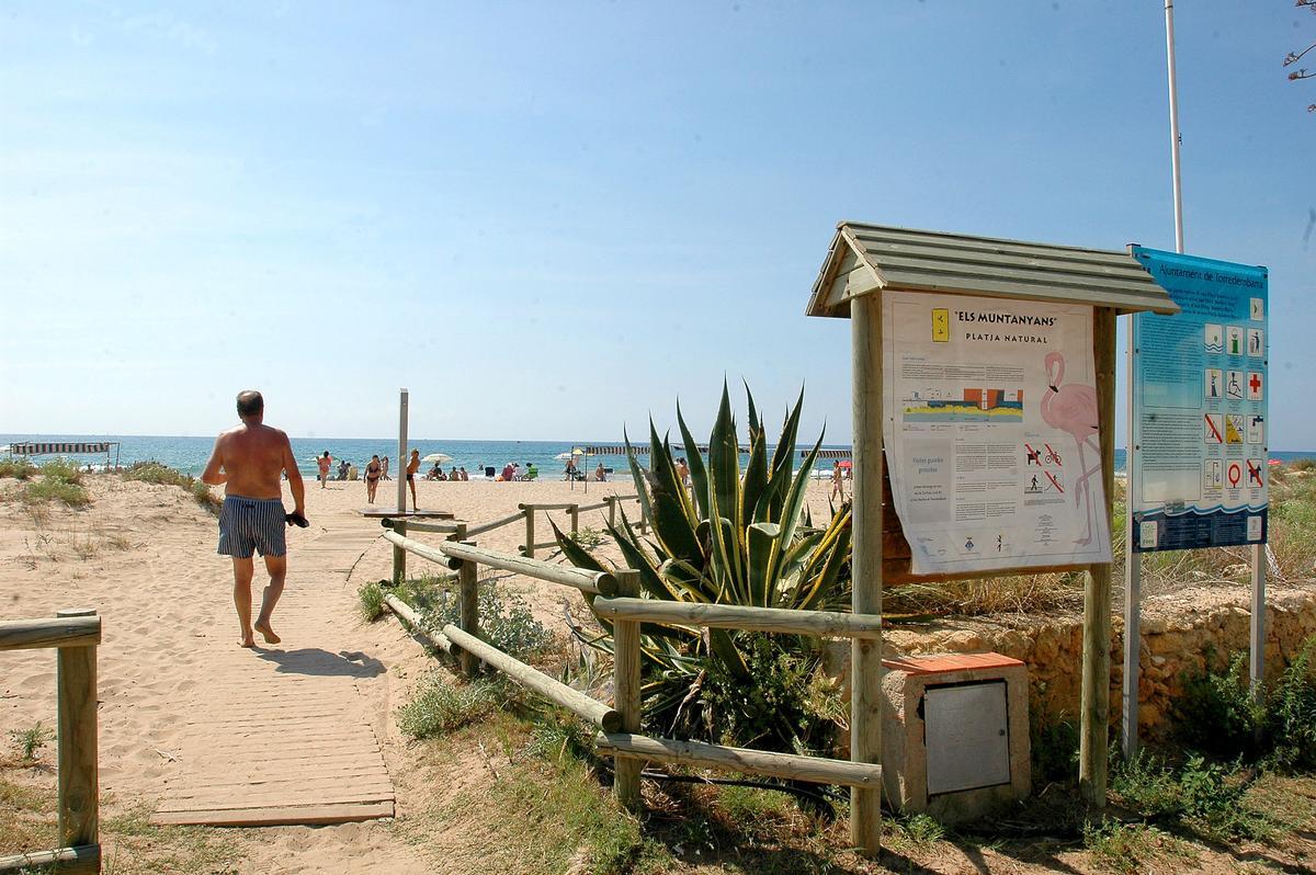 Investiguen l’aparició d’un crani en una platja de Torredembarra