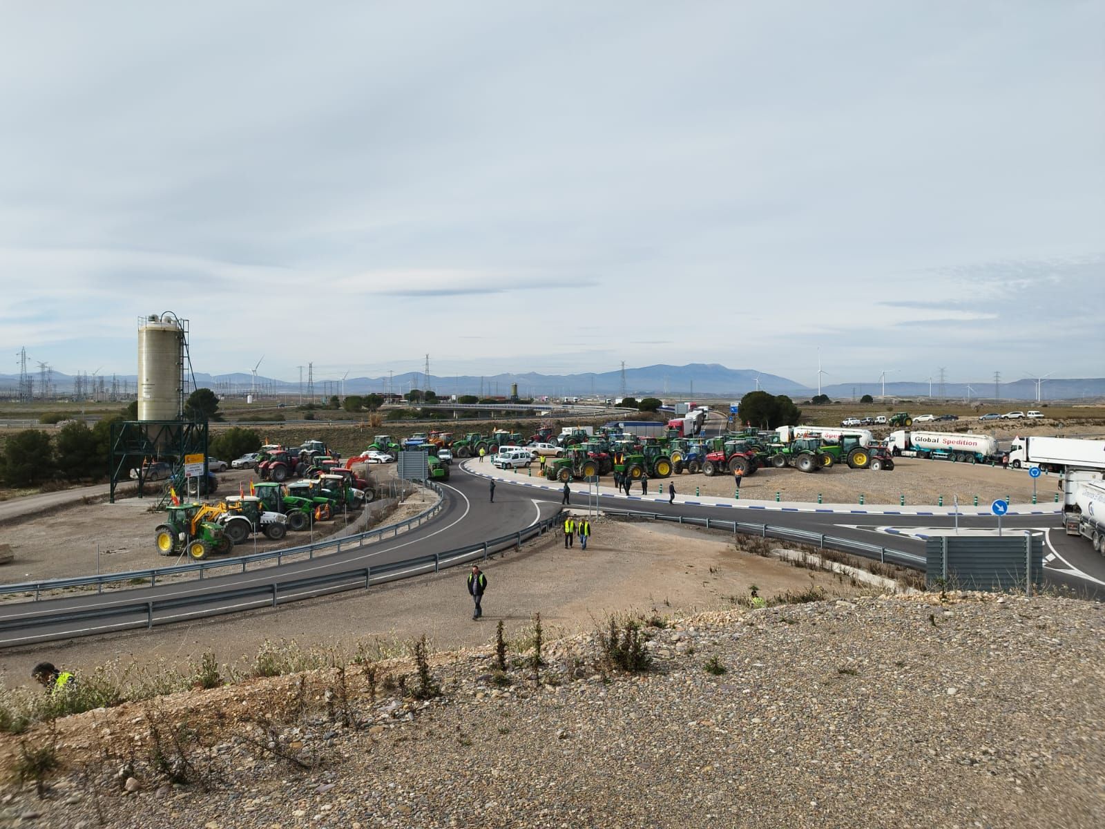 EN IMÁGENES | Decimosexto día de tractoradas en Aragón