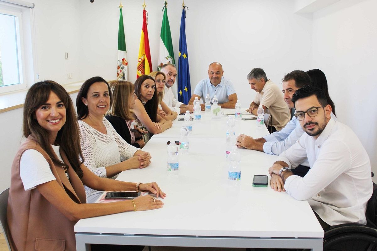 Alhaurín el Grande ha celebrado por primera vez la Junta de Gobierno Local en Villafranco del Guadalhorce.