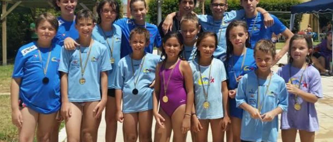 La nadadora Mara Ferrús gana el oro en el Autonómico Benjamín