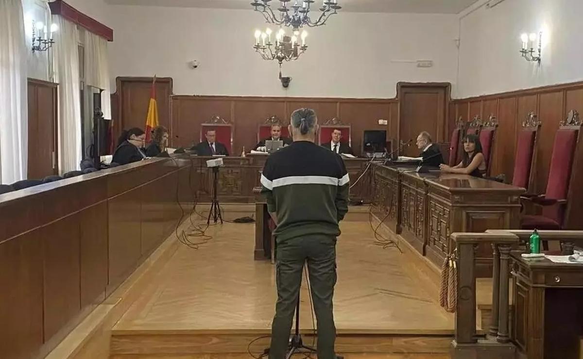 El condenado, durante el juicio en la Audiencia Provincial de Badajoz.