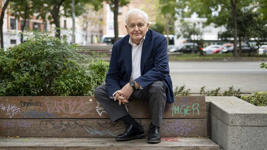 Bernardo Díaz Nosty, catedrático emérito de Periodismo y escritor: &quot;Las corresponsales extranjeras en España documentaron los crímenes de guerra&quot;