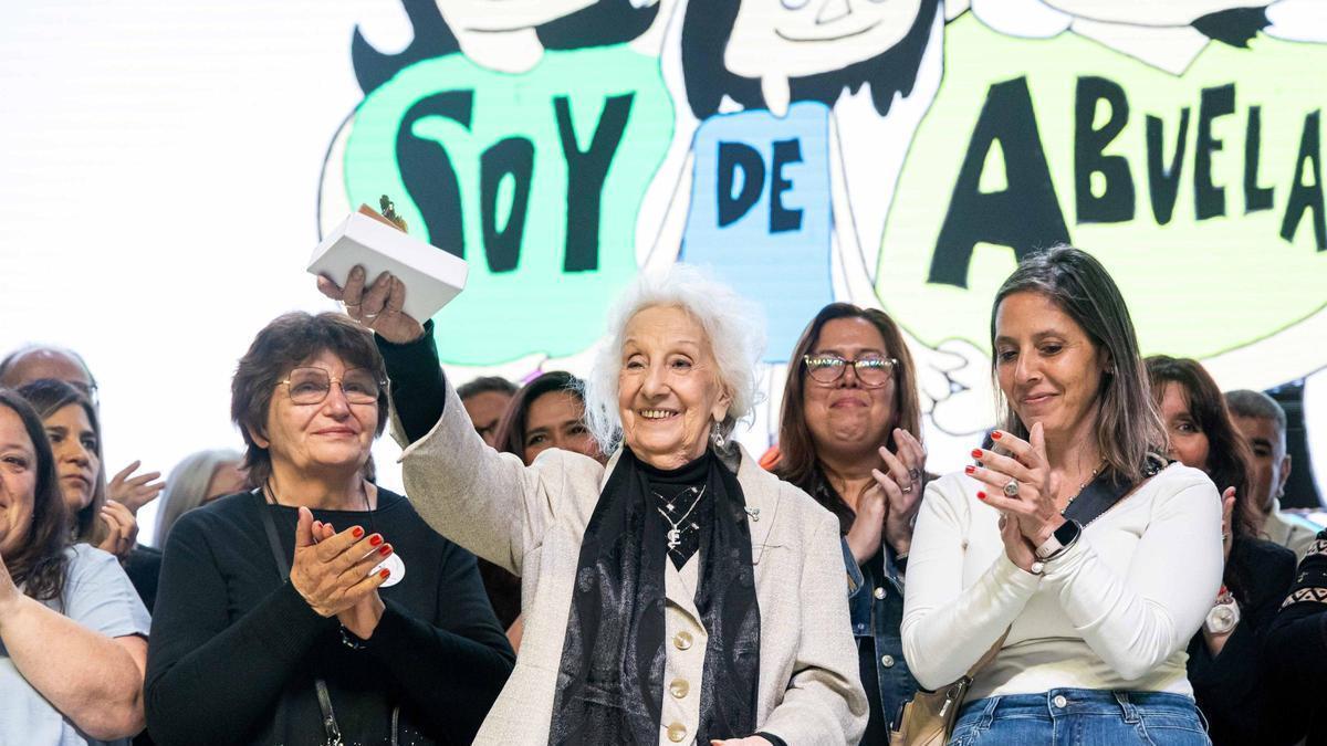 Estela de Carlotto: "Con mis compañeras seguimos buscando a los nietos y nietas robados por la última dictadura militar"