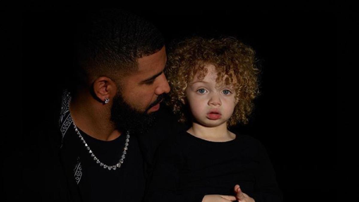 Drake presenta en Instagram a su hijo Adonis