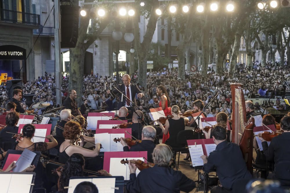 Gran concierto de Concha Buika y la Orquestra Simfònica en Es Born