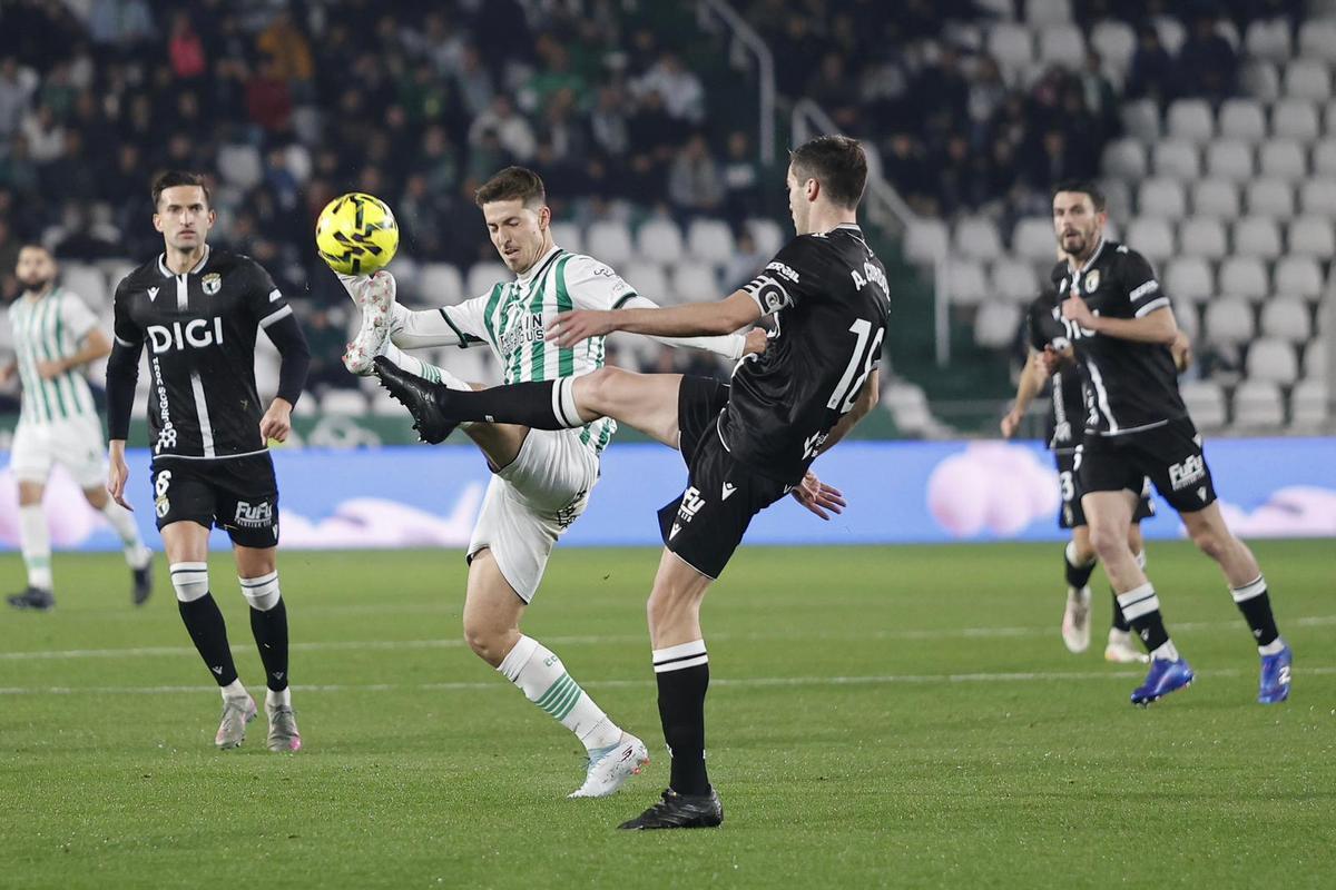 Córdoba CF-Burgos | Las imágenes del partido de LaLiga Hypermotion