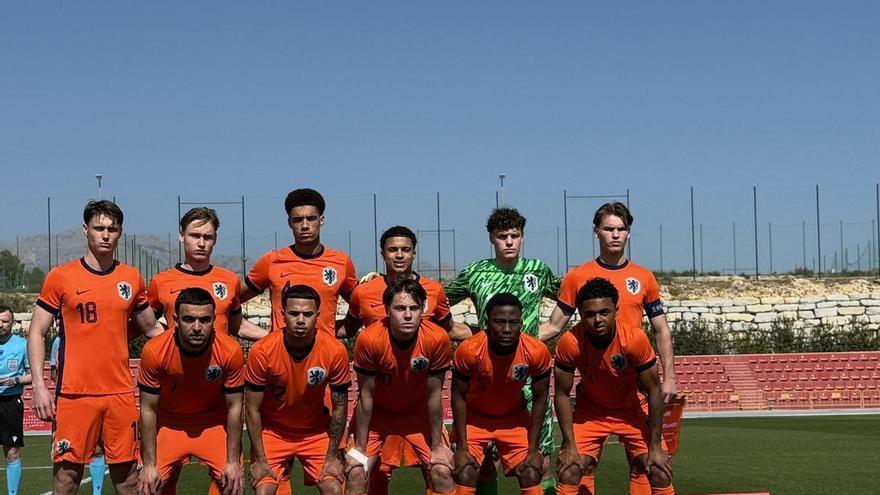 Países Bajos gana 3-0 a Finlandia en Estadi Olimpic de La Nucía