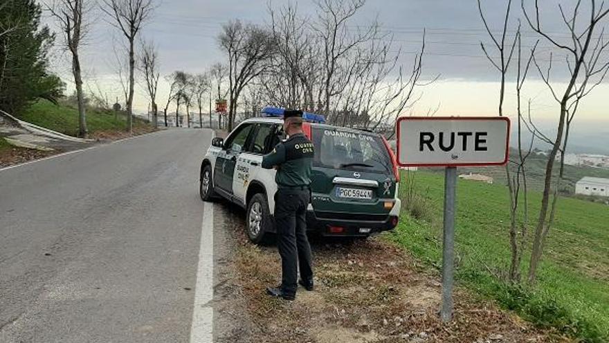 Dos detenidos en Rute por un robo con arma de fuego