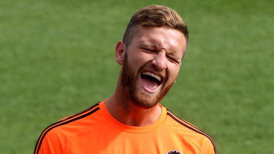 Mustafi da la cara por el Valencia