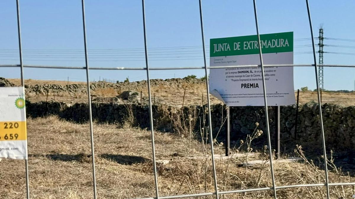 Zona en la que se construirá el parque acuático de Casar de Cáceres.