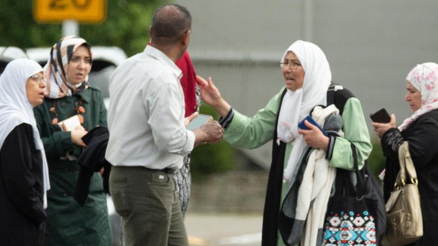 Familiares de victimas del atentado de Nueva Zelanda.