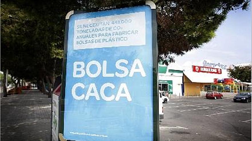 Campaña publicitaria emprendida por Carrefour para explicar la supresión de las bolsas.